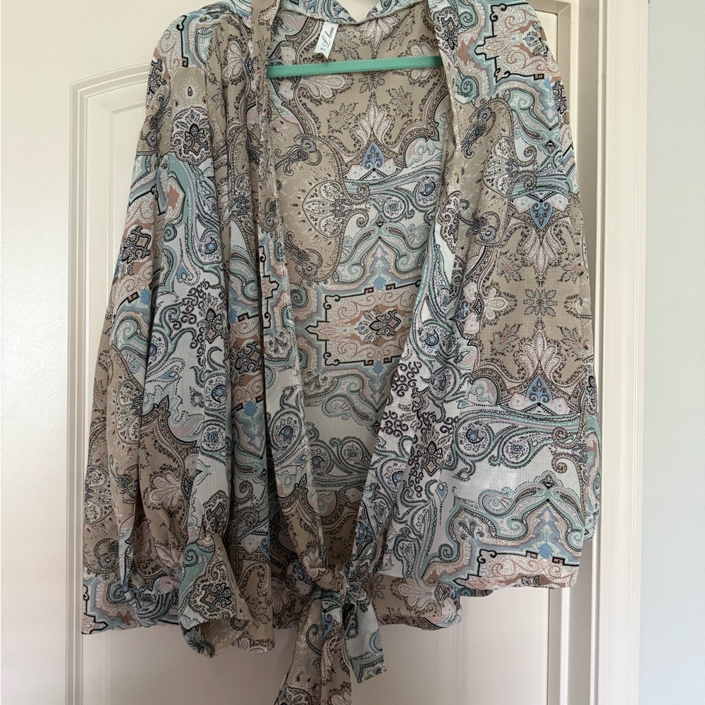 Love Paisley Print Blouse in Cream and Blue